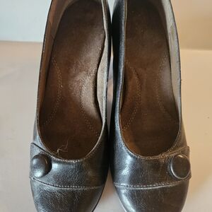AEROSOLES Black Leather Heels